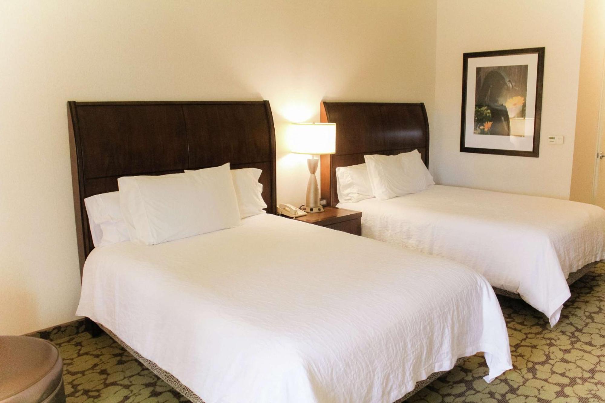 Hilton Garden Inn Реддинг Экстерьер фото